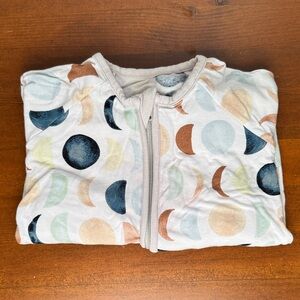 Little Sleepies Luna Neutral Zippy